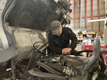 ◎制服は好きなものを購入可能◎
購入費は全額支給します♪(上限あり)
髪型・髪色自由&ネイル・ヒゲもOKです!