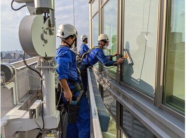 体を動かしてリフレッシュしながら安定収入GET★
資格取得や社員登用も目指せるチャンスがいっぱいです！