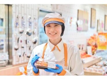 京都生活協同組合　コープ 二条駅 ≪総菜STAFFを大募集！！≫
学生～主婦さんまで、仲良く楽しくお仕事をしています★