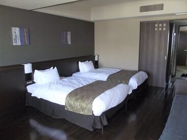 遠鉄アシスト株式会社　※勤務地：ホテルウェルシーズン浜名湖 未経験・ブランクのある方もご安心ください！
先輩スタッフも近くにいるので分からないことがあってもすぐに聞ける環境です＊