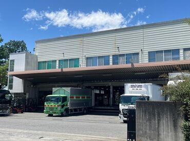優しいスタッフばかり★
未経験スタートでも丁寧にサポート♪質問しやすい雰囲気で安心して働けます！