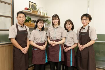 デニーズ船橋二和店 まずは簡単なことから慣れていきましょう♪わからないことはスグに聞ける環境です◎