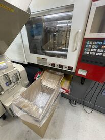 \時給は1500円/
特別な経験や資格はいりません!
誰でも気軽に始められます☆