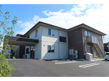 滑川グループホームそよ風 ＼人柄重視の採用です！／
しっかりしたサポート体制で、安心して始められる環境♪
希望の働き方、お気軽にご相談を◎