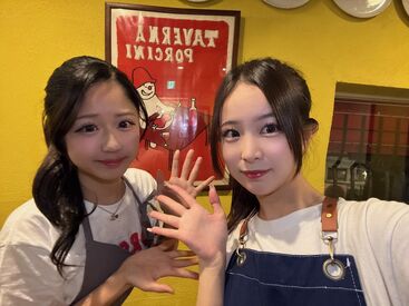 タヴェルナ ポルチーニ ～＊オシャレの自由度も高め＊～
髪型・髪色自由、ピアス・ネイルもOK！
ファッションも楽しみながら働けますよ＊