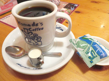 未経験でも「やってみたい」の気持ちがあればOK♪
まずは笑顔で対応できれば大丈夫!
慣れてきたらキッチンのお仕事もできます◎