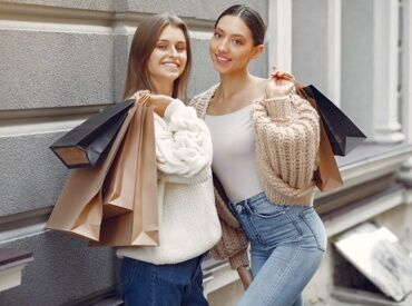 ファッション人材リンク株式会社【FJL】 ﾟ*｡☆ NEWスタッフ募集 ☆。*ﾟ
カジュアルレディースアパレル
20～50代スタッフ活躍中
社会保険完備・日週払い有