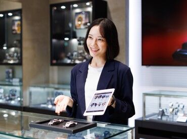 カシオマーケティングアドバンス株式会社　（博多駅スグ大型家電量販店） ＼未経験スタート大歓迎／
接客未経験の方も安心できるように
研修サポートも充実しています♪