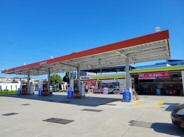 久々のお仕事復帰も応援♪
わからないことがあったら、
近くの先輩スタッフがしっかりフォローしますので
ご安心ください◎