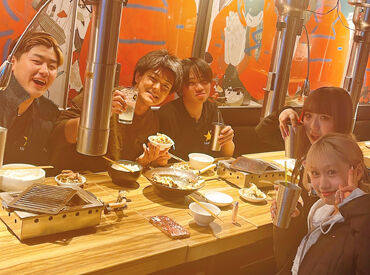 営業後はみんなでまかないタイム♪
ゆる~くお話して笑って
まかない食べて帰りましょう!