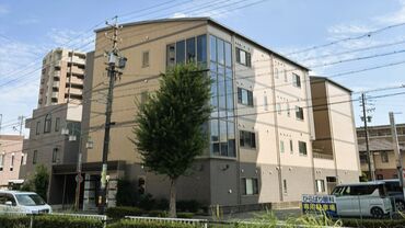 社会福祉法人高坂福祉会　寿シニアハウス平針 駅チカの有料老人ホームで、
入居者さまの生活をサポート！
担当が決まっているので、
バタバタせずに丁寧な対応ができます♪