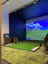 嬉しい福利厚生あり！
自社が運営するスポーツジムを特別価格で利用可能☆
仕事帰りなど気軽にトレーニングができます◎