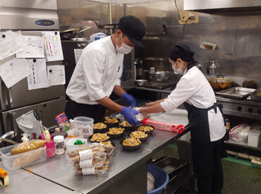 株式会社六味　（勤務地：農家の直売所 とんとん市場 松崎店内） 1日たった4時間～でOK♪
希望次第で8時間勤務もOKなので、
昼間で安定して稼ぎたい方にもオススメ♪