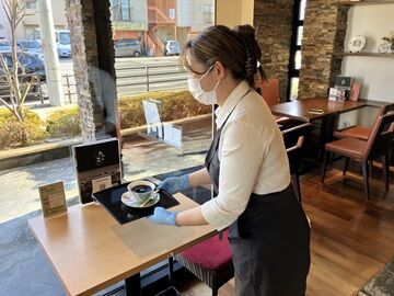 美味しいパンで笑顔をお届け♪
経験・スキルは問いません◎
お仕事は丁寧にお教えします★