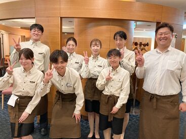 東天紅 姫路・山陽百貨店 『みんなで楽しく働きたい！』という方、大歓迎◎
常連さんが多く、初バイトも始めやすい環境です♪