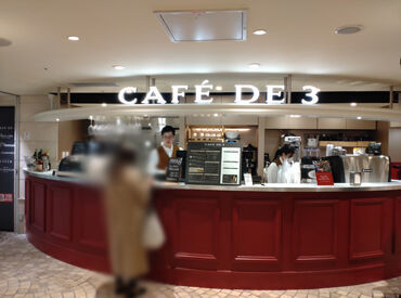 マルシェ ドゥ メトロ　Echika表参道 日本とフランスの良さを融合した
気軽なバール！
オシャレな雰囲気の表参道でお仕事★