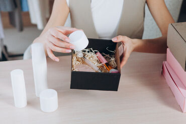 店舗の裏側でコツコツとマイペースで作業に取り組めます◎
モクモク作業が好きな方にピッタリのお仕事です☆