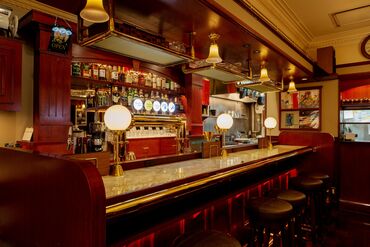 HIGHBALL BAR 上野駅 1923/2188-1-h 【来店不要】
 いつでもどこでもスマホで受けられる24時間面接実施中です！
 スグに働きたい！も歓迎★
お気軽にご応募下さい◎