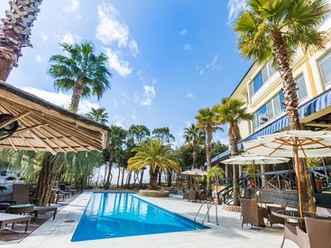 湘南OVA  まるで海外のリゾート☆魅力的な空間で一緒に楽しく働きませんか♪未経験も大歓迎♪