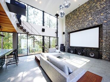 「がんばった分だけ収入UP！」を実感できる職場★
未経験から高収入とスキル両方ゲットしたい方は今がチャンス！