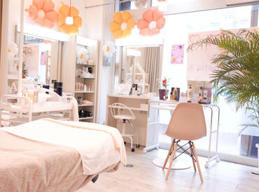 CPsalon pansy ≪未経験から始められます≫
無資格・経験は不要です◎
働きながら自然と美容知識が身につきます♪
