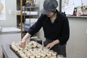 調理経験がなくても大丈夫かな…
そんな方も気軽に応募してみてください!
フリーターさん・土日祝のみ働ける方も大歓迎!