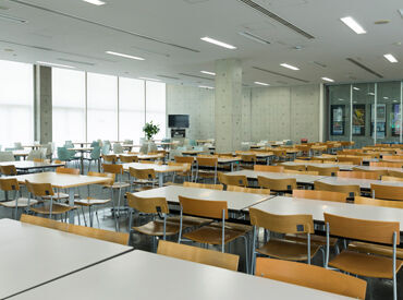 お昼も安心!社員食堂完備◎
毎日の食事もサポート♪
休憩時間も快適に過ごせます!
※画像はイメージ