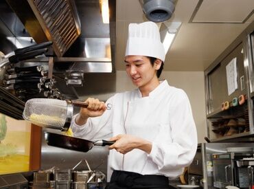 未経験さんも大歓迎!
一から丁寧にお教えするので、
お気軽にご応募くださいね♪