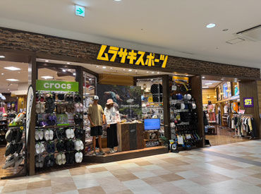髪型・髪色・ネイル・ピアス・ひげなどオシャレ自由！
自分らしい姿で働けるのも嬉しい★