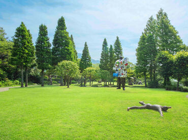 株式会社フジランド　彫刻の森美術館店 ＼魅力がいっぱい！／
★まかない有
★週1日/4h～
★WワークOK
★豊かな自然の中のお店