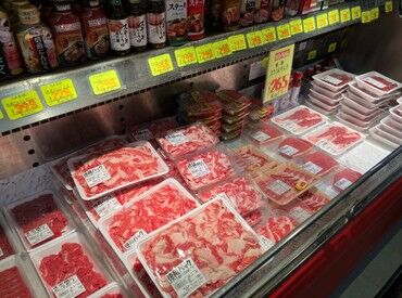 レジ操作は慣れてしまえばとっても簡単♪
優しい先輩スタッフばかりなので、
不明点はすぐに質問できますよ◎