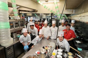 ≪友達同士での応募もOK≫
「1人じゃ不安…」
「友達と一緒なら思い出作りにもなりそう」
など、ぜひ一緒に始めてみては♪