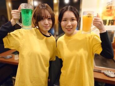 ムーの子孫 西池袋店 ☆○o。学生・フリーター活躍中。o○☆
「とにかく居心地が良い！」
大学生で4年間続けてくれた
メンバーが多いです◎