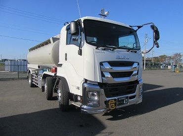 牽引免許や危険物取扱者資格は入社後の取得もバックアップします！