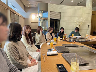 忘年会などもあったりして、
社内の雰囲気・居心地は“◎”！
分からないことなどはすぐに先輩に相談しやすい環境です♪