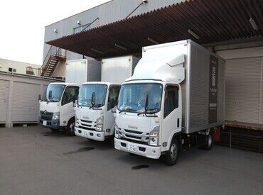 「タンスはこう持つと運びやすい！」
そんな豆知識もGETできるかも♪
力仕事でケガをしないように
作業は協力し合って行います！