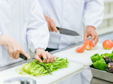 スタッフはみんなのんびり穏やか♪
初めてでも周りが優しくサポートしてくれる安心の職場です★

