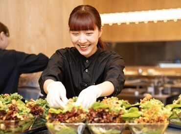 優しいメンバーばかりなので働きやすい環境です♪
まかないはもちろん無料◎絶品と大人気です!