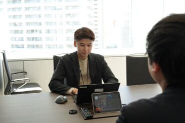 ★品川駅直結★
環境良し！待遇良し！仲間良し！
そんな最高な職場は中々無い!?
心機一転新しいお仕事始めませんか？