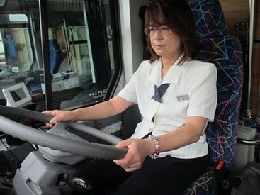地域に貢献できるやりがいのある仕事！
お客様と顔なじみになることが多く、
毎日温かい声かけや交流を楽しめます♪