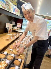 ランドロームフードマーケット　木下店 未経験の方も大歓迎！！
学生～シニアの方まで幅広い年齢層が活躍しているお店です♪