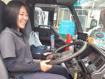 株式会社シモカワ運送 ＼レア大募集／
未経験OKのドライバー♪
配送は県内近郊だから
ちゃんと毎日家に帰れるので安心◎
働きやすさには自信があり！