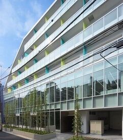 \ 安定企業で働けます /
創業1911年(明治44年)の海運会社♪
海運事業と、ホテル関連事業、不動産事業などを展開しています!