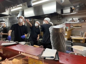 まずは手ぶらで面接にどうぞ♪気軽に楽しくお話ししましょう◎気さくな店長がお待ちしております♪