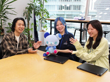 憧れの六本木でのお仕事♪
オフィスは駅直結のビル高層階!
初めてでも、先輩が優しくフォローします◎