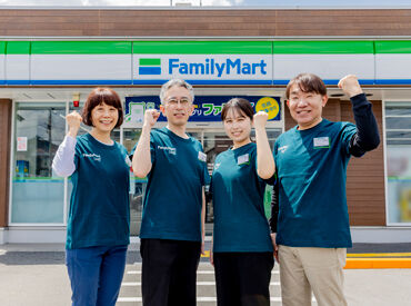 ファミリーマート　比屋根店(aaf) 最初はわからないことばかりで当たり前◎
今いる先輩も皆同じでした！
余裕ができたら徐々に覚えてくれればOKですよ◎
