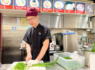 週2～OKなので無理なく働けます◎
夕方からの勤務なので
学業やプライベートと両立できます♪