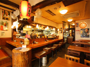 都夏 下北沢本店 SNSで話題＆有名人多数来店☆
あの人気芸人さんが昔はバイトをしていたり…
テレビ・舞台・映画の打ち上げに使われることも♪