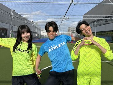 楽天地フットサルコート錦糸町 お客様が少ない時は一緒にプレーできます♪
フットサル好きには最高の環境です～☆彡