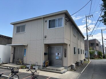 【未経験歓迎！資格不要♪】
笑顔あふれる、明るい雰囲気です！
仕事をしながら、可愛い子どもたちに癒されちゃう◎